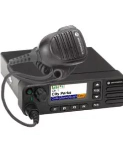 Motorola DM4601e Digital Mobile Radio & Microphone